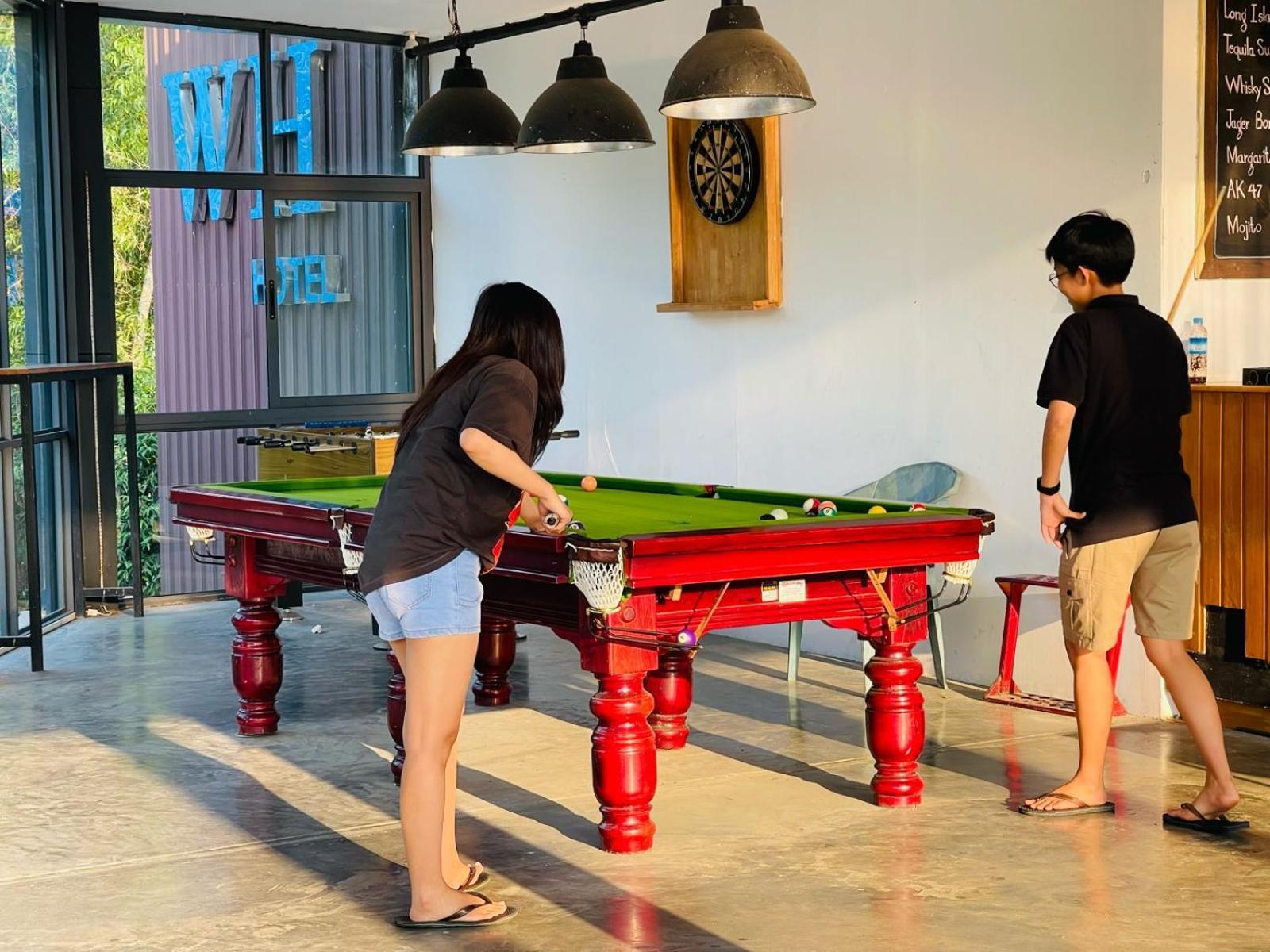 Wh Hotel & Service Apartment Thanlyin Экстерьер фото