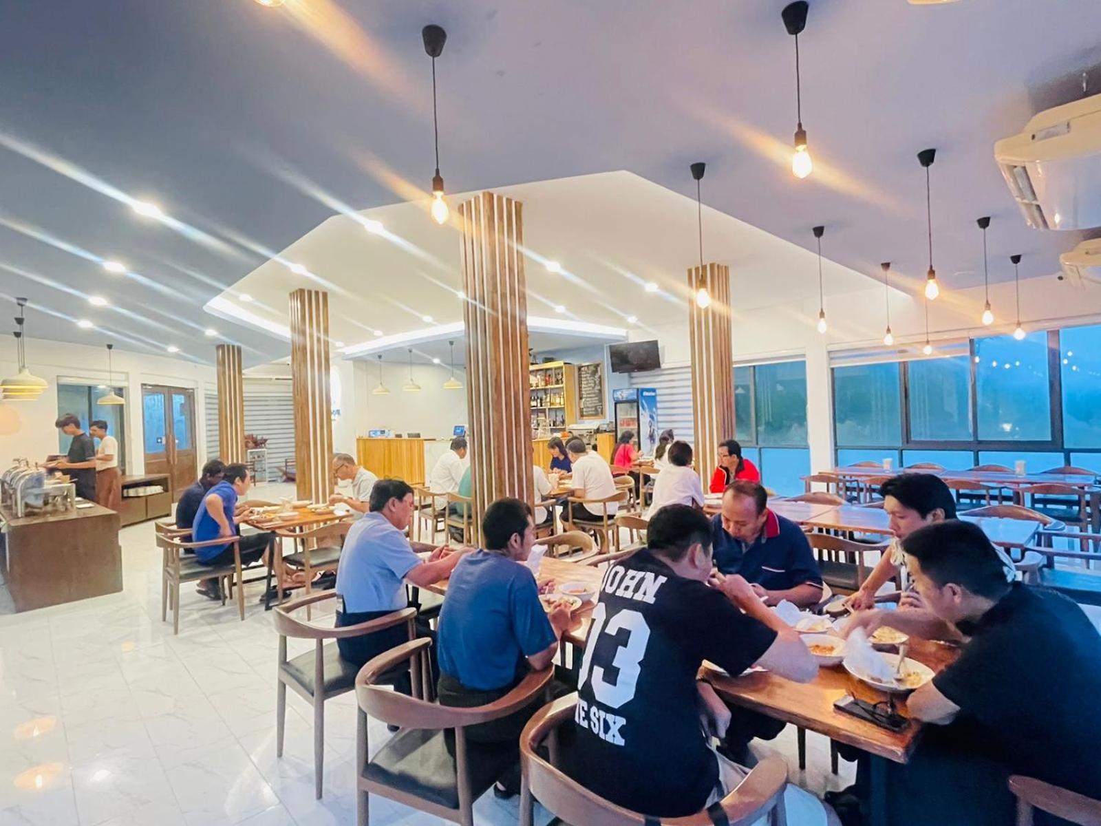 Wh Hotel & Service Apartment Thanlyin Экстерьер фото